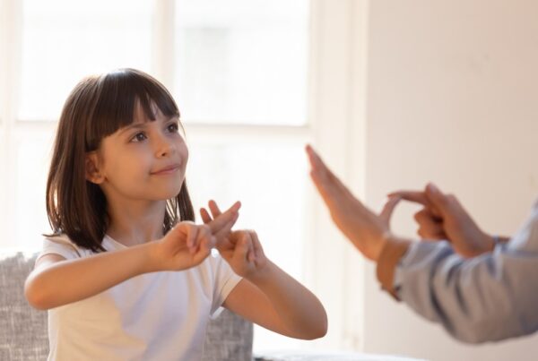 sign language and autism
